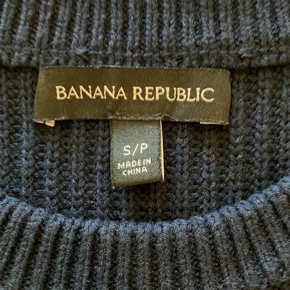 Gorgeous navy cotton blend short sleeved sweater with bling on & around sleeves - Picture 9 of 10